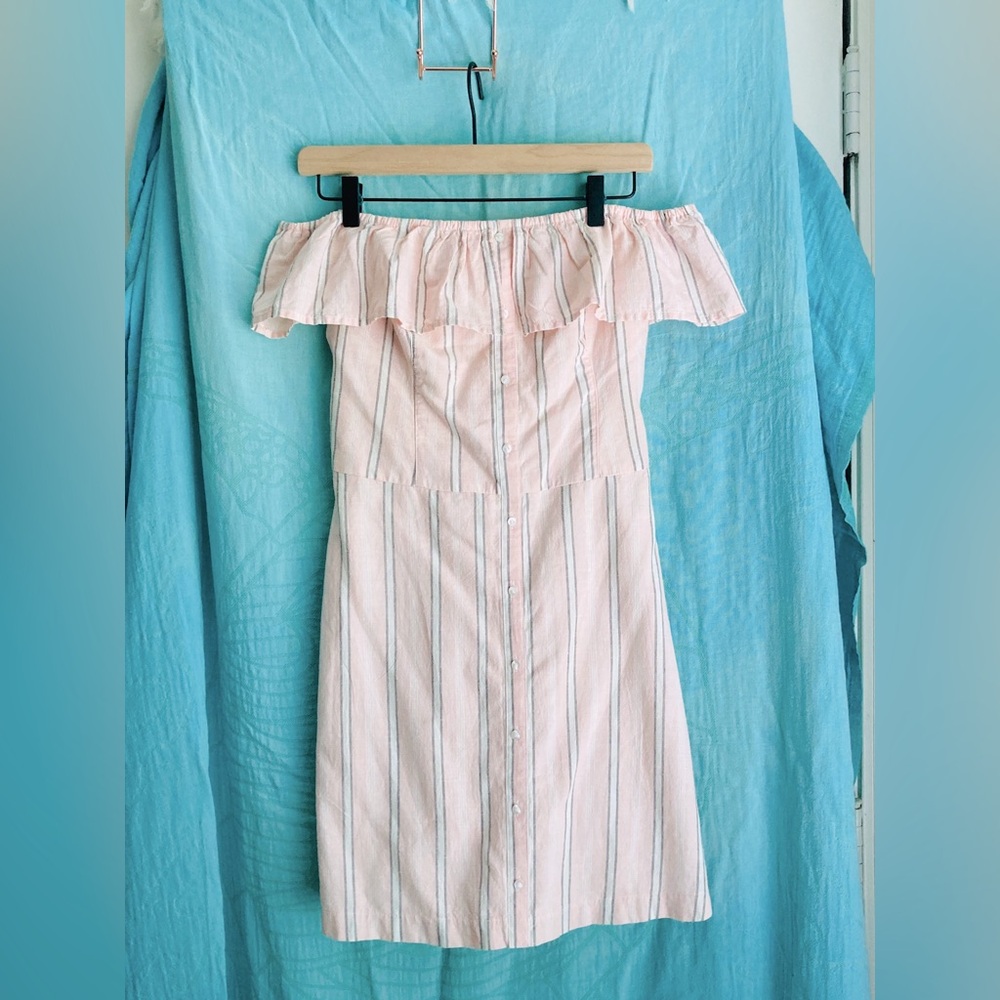 Off Shoulder Linen Blend Stripe Dress Hollister M